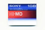 SONY hmd1g   ( )